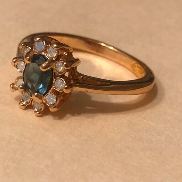 Flower Ring 18KT HGE - Picture 1 of 9